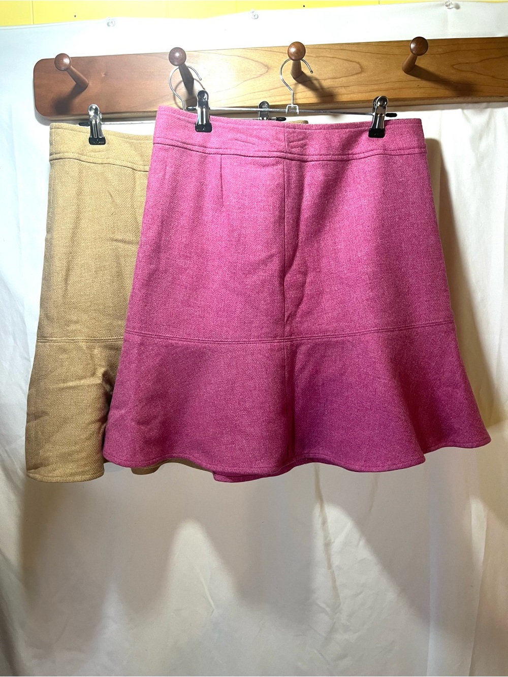 Lot Of Two Vintage Gap Wool Mini Skirts Pink And Tan Scalloped Hem Size 4